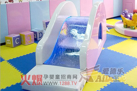 �۵�ˮ������׌���ӂ�����ˣ�бM�혷Ȥ