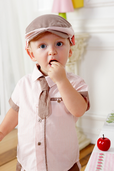 丑丑新款襯衫粉色