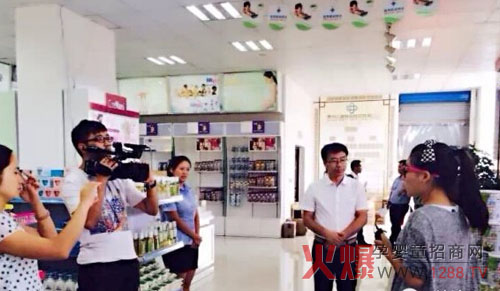 �ƝO���׷۴�@�F�݋���ĸ߶�ٝ�u(y��)