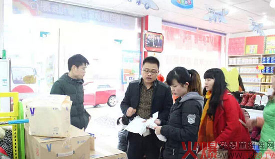 ǧ�˰ّB(t��i)�ۡ�һ��V ��������һ�N��һ��Vϵ���װl(f��)