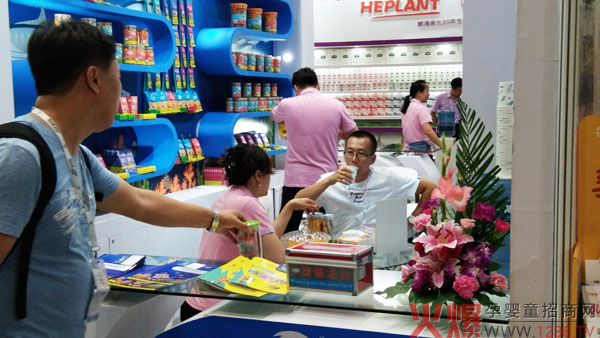 �|�O�����ͯ��ʳ���ݵ���Ϻ�CBME�Ћ�ͯչ �˚�𱬺��u�糱