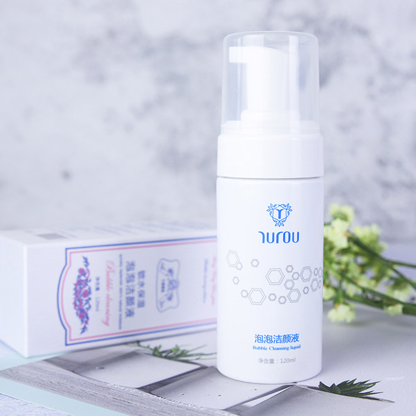 如幼鎖水保濕泡泡潔顏液實(shí)物1.jpg
