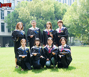  �۾SI(y��ng)�B(y��ng)Ʒ��(hu��)�h�DƬ024