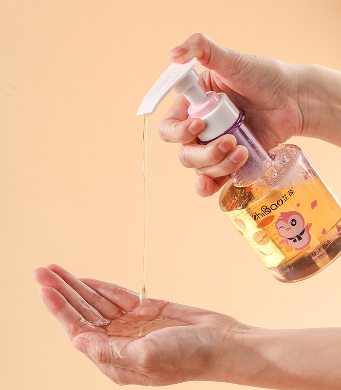 芷葆嬰童凈潤親膚沐浴油4.jpg