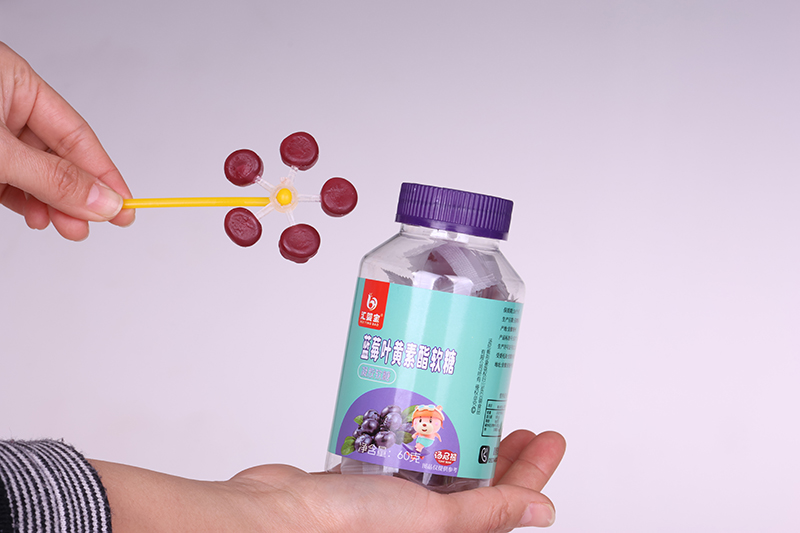 匯嬰寶藍莓葉黃素軟糖3.jpg