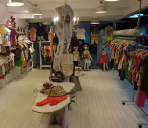 ������ͯ�b��(zhu��n)�u(m��i)