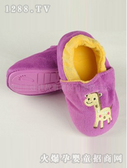 ��ɫ�냺��ů�W(xu��)��Ь