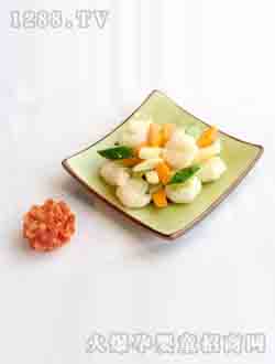 ϲϲ���Ӳ���ɫ���r��