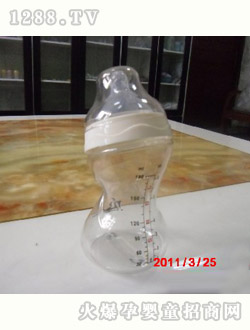 錦藝達(dá)寬口PP奶瓶