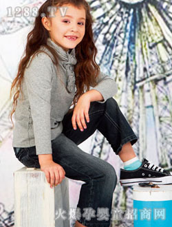 �����ȵ�Ůͯ���e���b