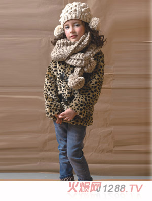 �r(sh��)��С�~(y��)����Ůͯ�b