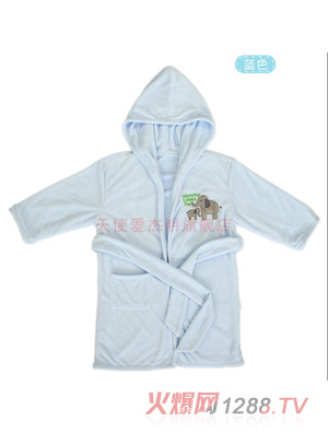 ���w�S���׃�����ˮ��ܛԡ�µ��{(l��n)ɫ