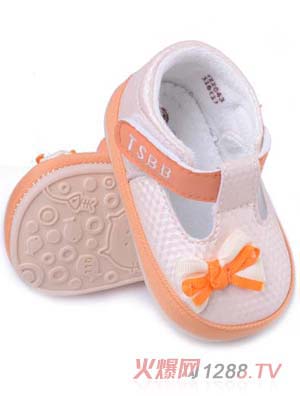 ��ʹ֮?hu��)����PU�׃��W(xu��)��Ь��ɫ