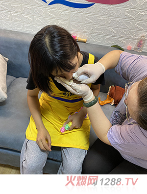 ����ۼӷҡ��Ŀ �w���